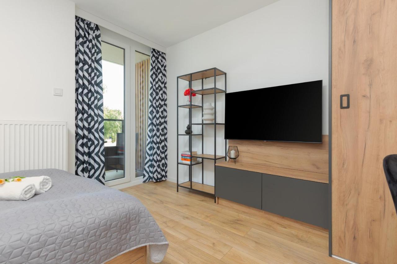 Warsaw Praga Kokoryczki Apartments With Parking By Noclegi Renters Luaran gambar