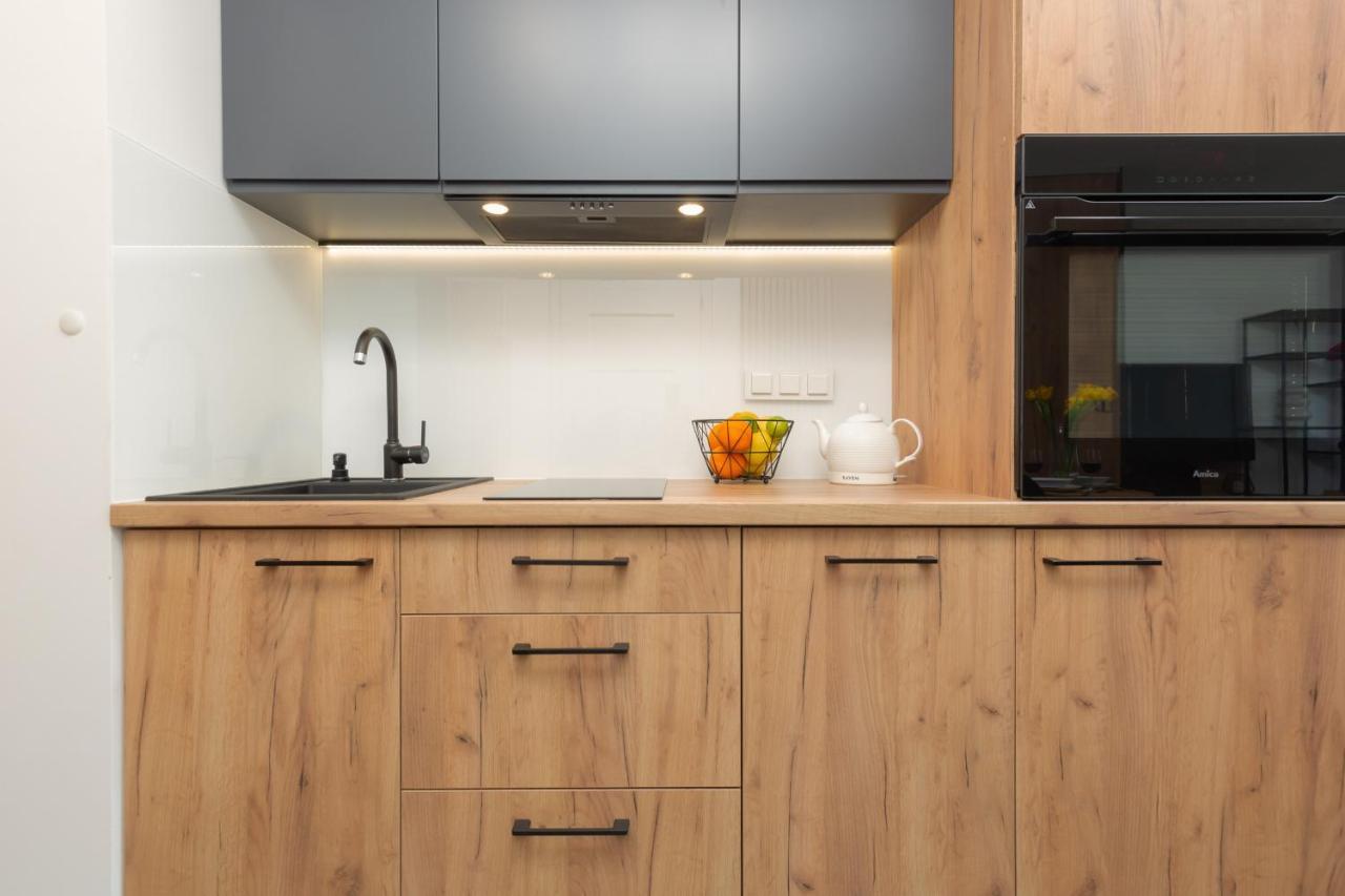 Warsaw Praga Kokoryczki Apartments With Parking By Noclegi Renters Luaran gambar