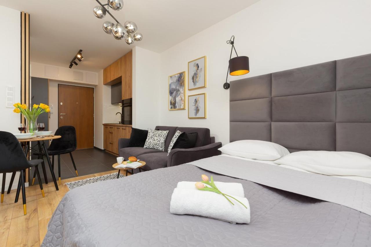 Warsaw Praga Kokoryczki Apartments With Parking By Noclegi Renters Luaran gambar