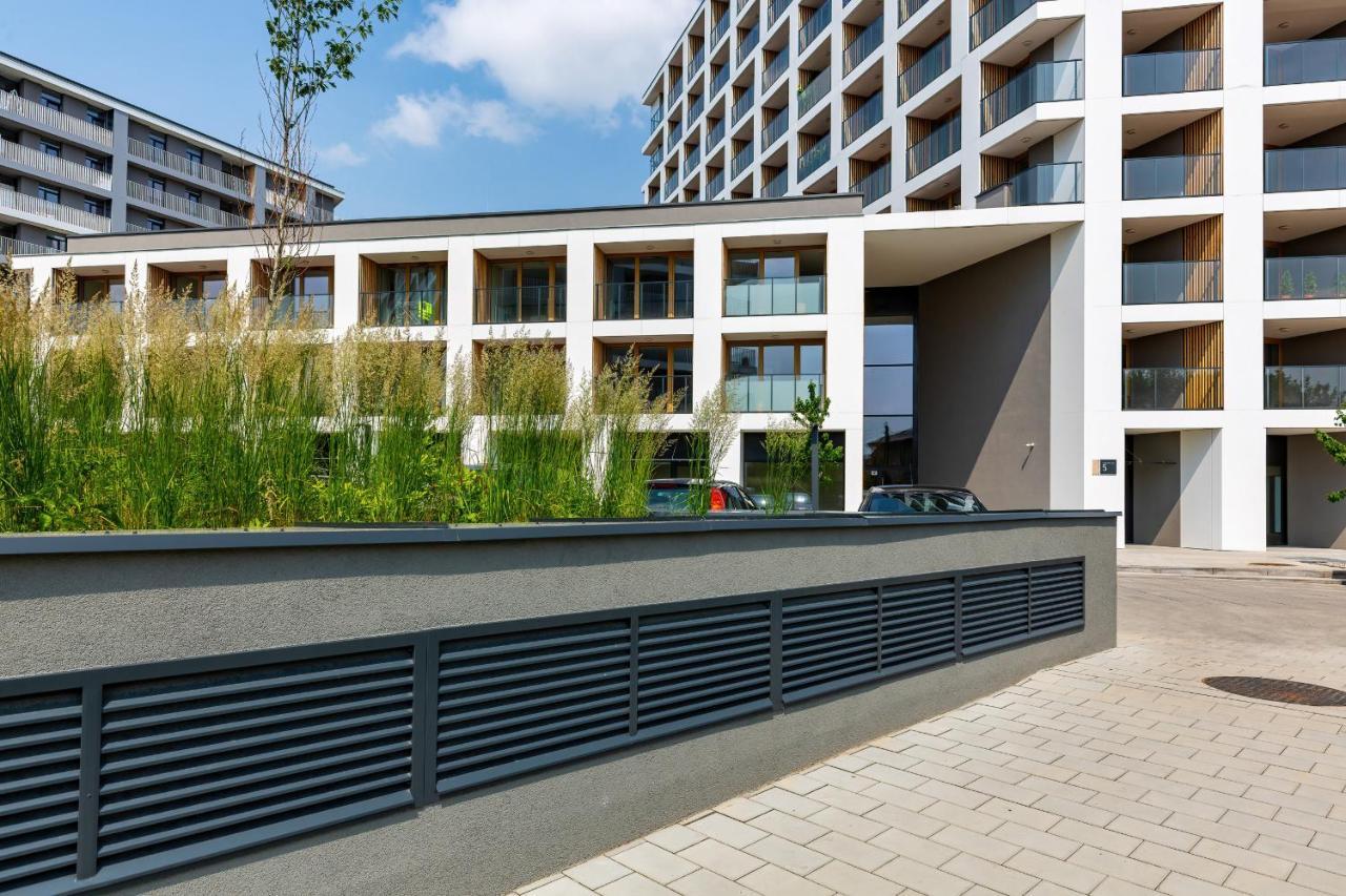 Warsaw Praga Kokoryczki Apartments With Parking By Noclegi Renters Luaran gambar